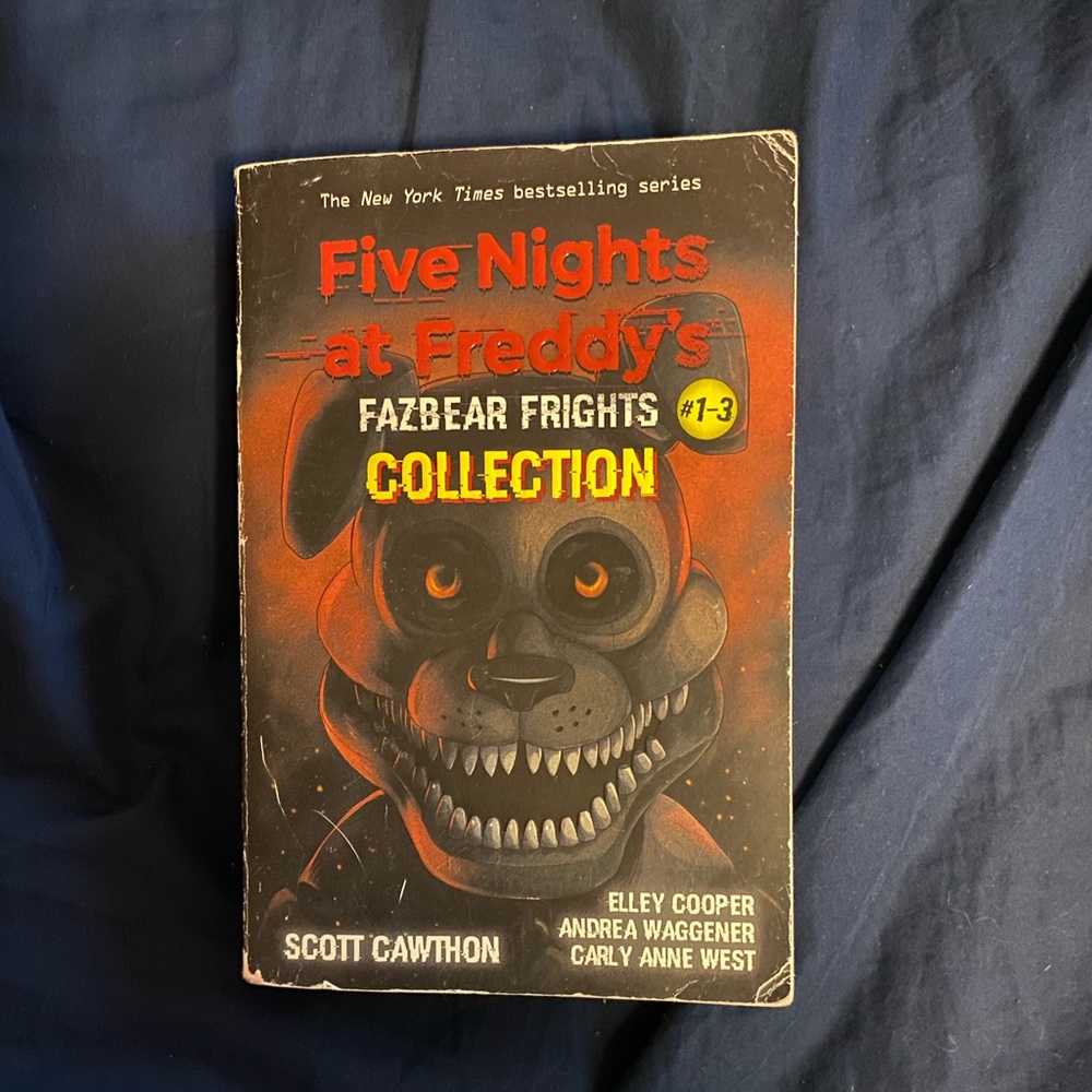 Five Nights At Freddy Fazbear Frights book collection 1-3 By Scott Cawthon